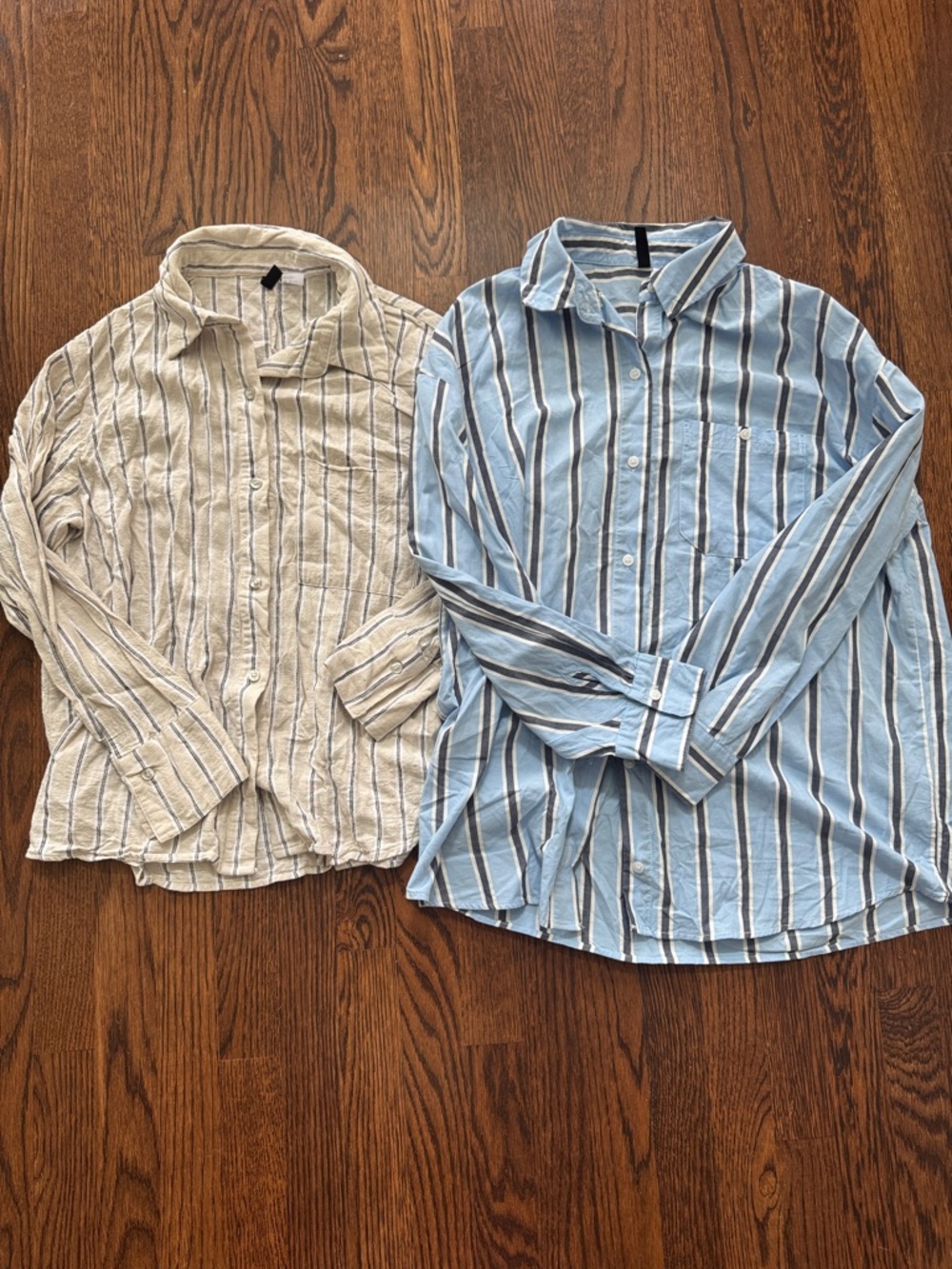 🦄🦄 DIVIDED by H&M Blue Striped Button-Up Shirt, Tan button up